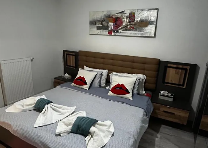 3 Piece Strasbourg Ilkirch-graffenstaden * Illkirch-Graffenstaden